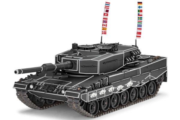 1/35 Scale Leopard 2A4 Tank - Spec.Decor 40Y