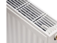 radiator C6 22-600-1800 – 600×1800 C 4×1/2 – 2×1/2. Inkl J-bæringer og tilbehørspose