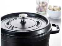 STAUB Staub rund gryte av støpejern 6,7 l svart