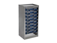 Raaco bilindretningsreol med kufferter.  Lavet i robuste og langtidsholdbare materialer.