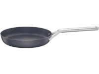 Fiskars Taiten stekepanne 24 cm