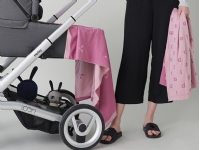 P!APIMO-TEPPE 80X100CM ROSA BOKSTAVER HandyBlanky-SAMLING