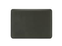 Pipetto Ultra Slim Sleeve for MacBook 13/14 - Elegant vegan leather sleeve with microfiber lining and magnetic closure for styl